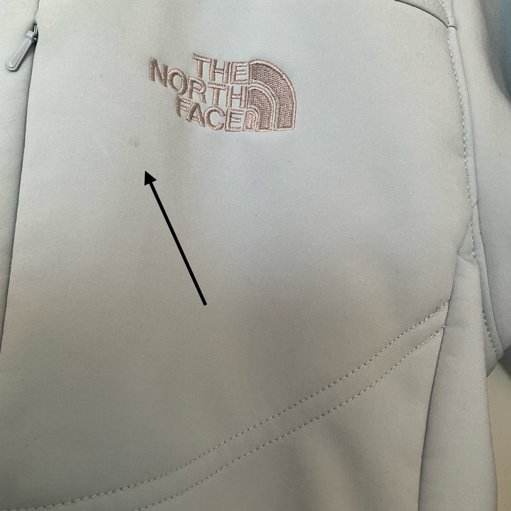 The North Face Woman’s Coat - Picture 4 of 13